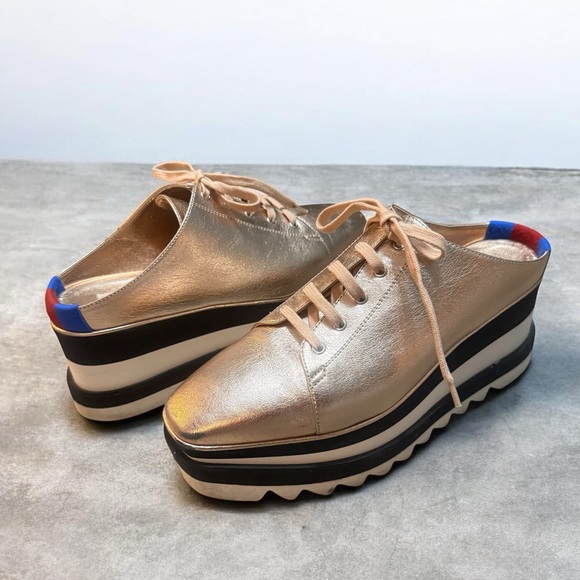 Stella McCartney Metallic Rose Gold ‘Elyse’ Platform Mules - Picture 2 of 11